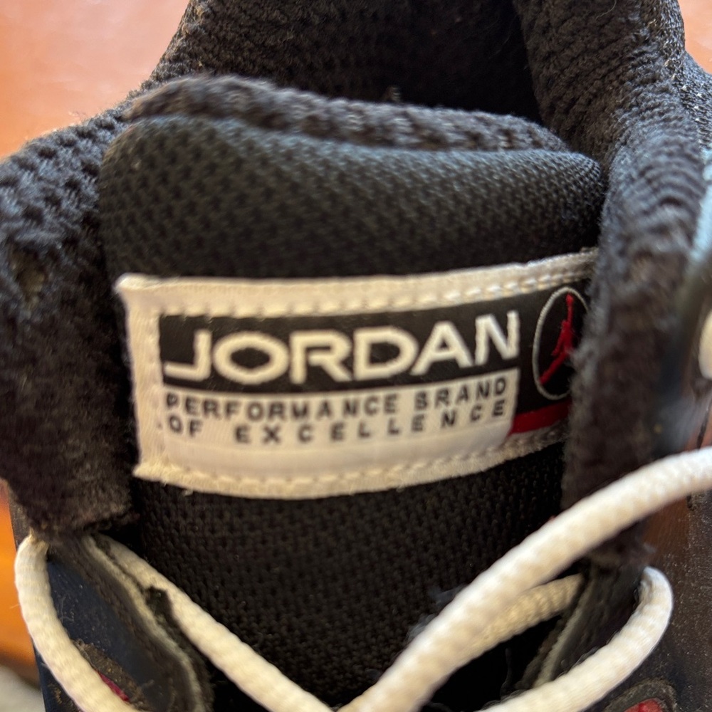 Jordan Men's Red and Black Sneakers with White Accents - Picture 7 of 8
